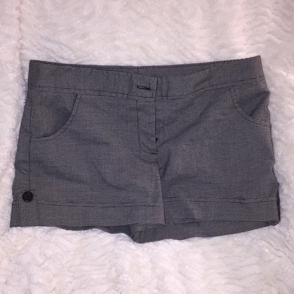 Tempted Dress Shorts size 7 gray